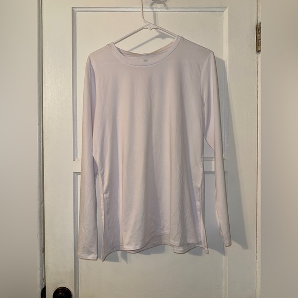 Fabletics Dry-Flex White Long-Sleeve Tunic NWT Medium - Picture 4 of 6